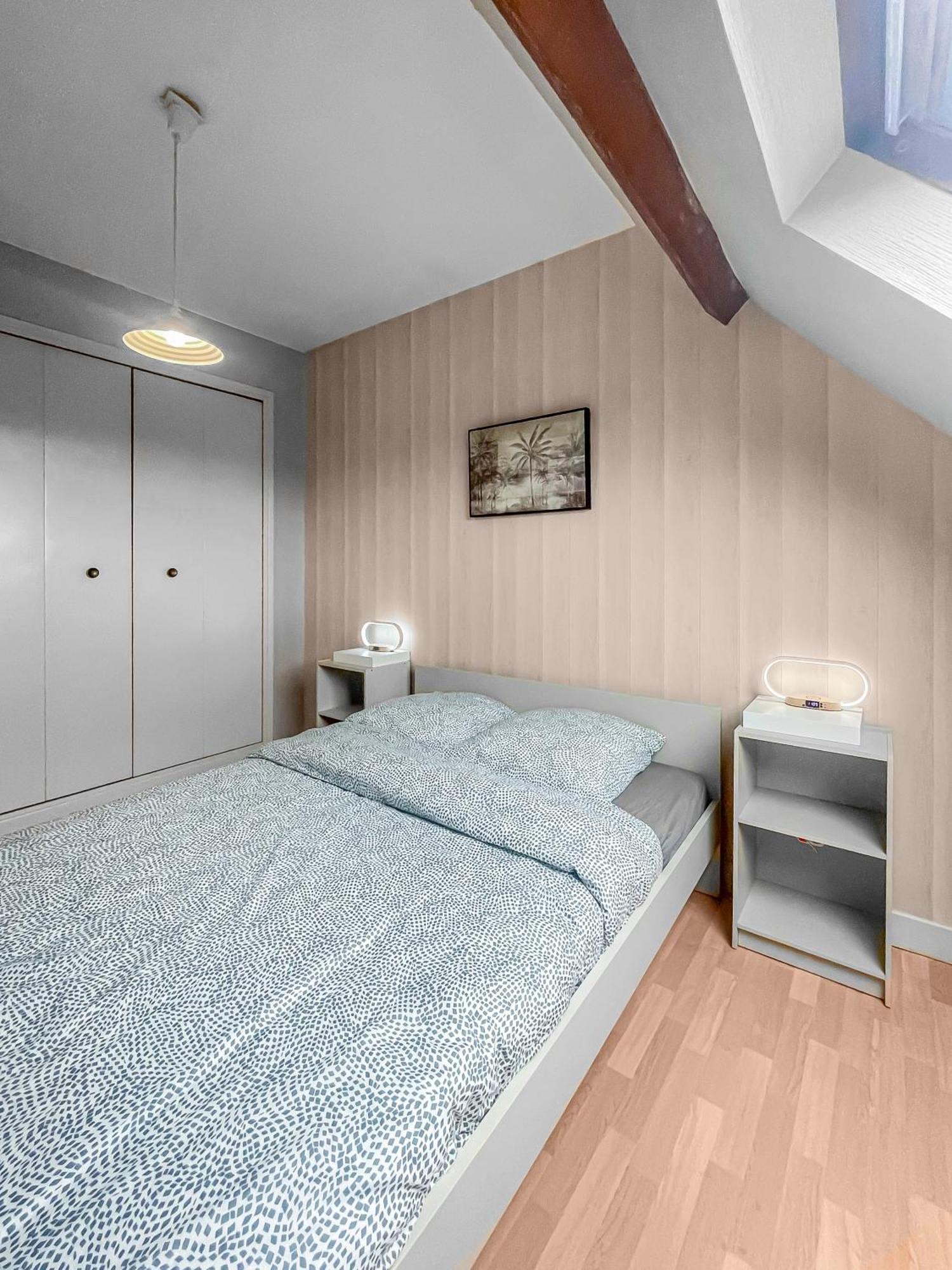 Pied-A-Terre A Montlucon Apartment Exterior photo